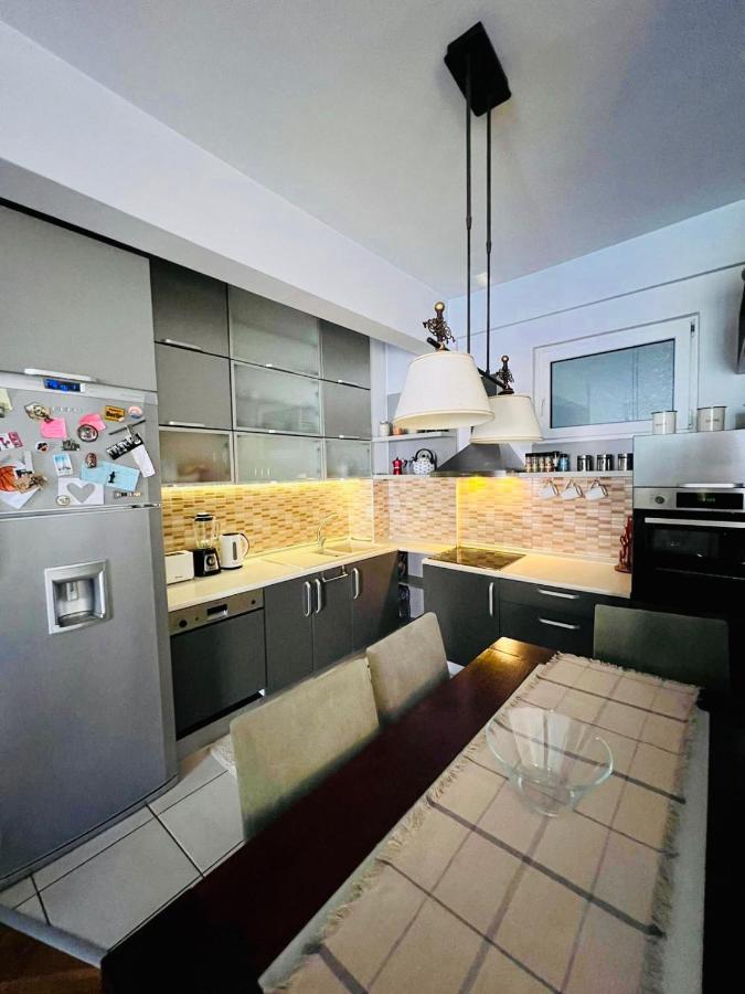 My Home In Prishtina - Spacious & Cozy 2Br Apartment With Balcony Priştine Dış mekan fotoğraf