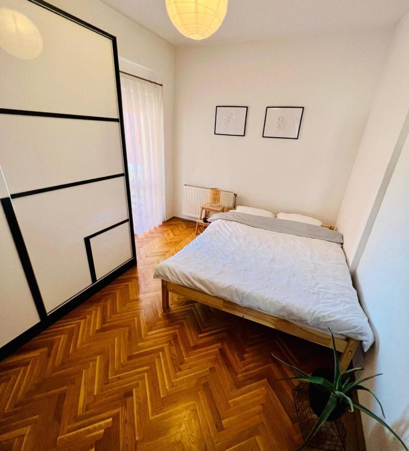 My Home In Prishtina - Spacious & Cozy 2Br Apartment With Balcony Priştine Dış mekan fotoğraf